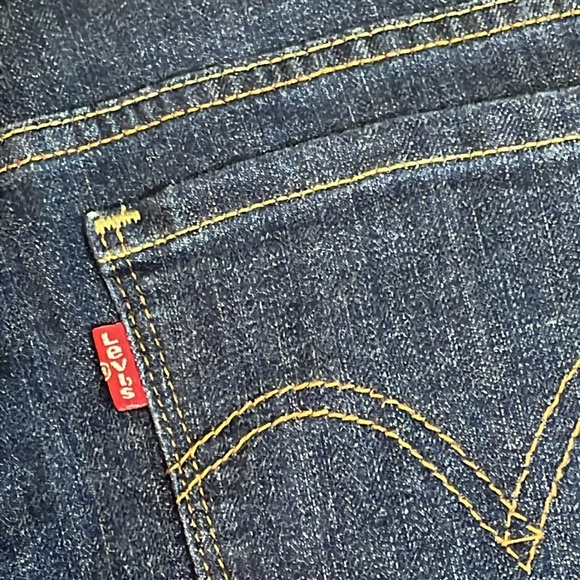 Women’s Levi’s 505 Straight Leg blue jeans - Picture 16 of 17